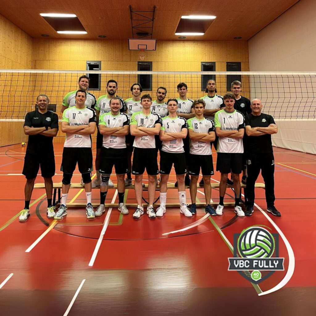 The first team of VBC Fully, a club sponsorized by Audacia.